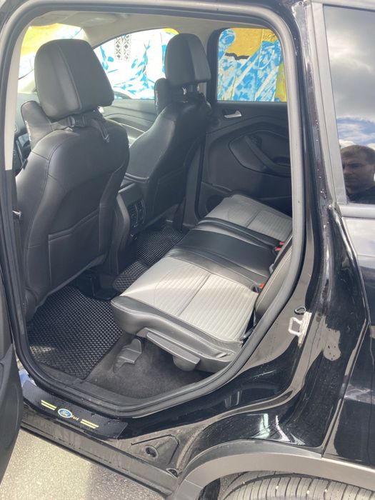 Продам форд Ескейп 2017р