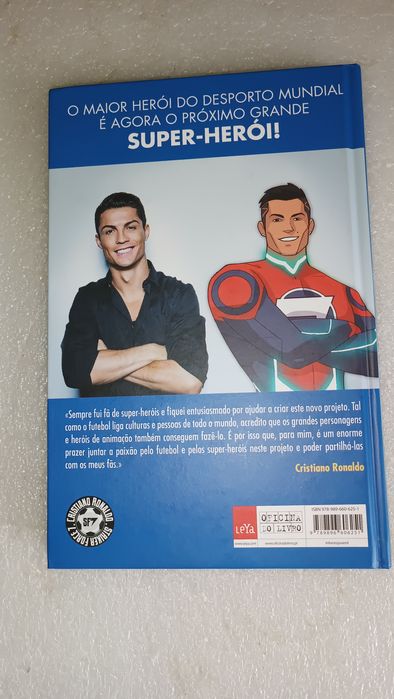 Livro Cristiano Ronaldo Striker Force 7 - 1 edição 
Volume 1
de Cristi