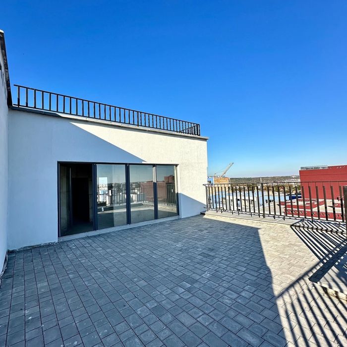 Центр видова квартира з терасою кухня студія