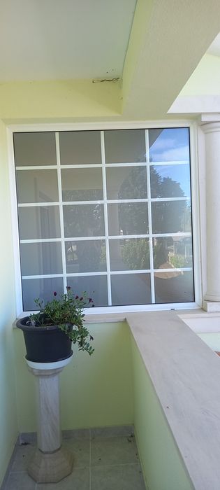Vitral usado mas em muito bo. Esradoo