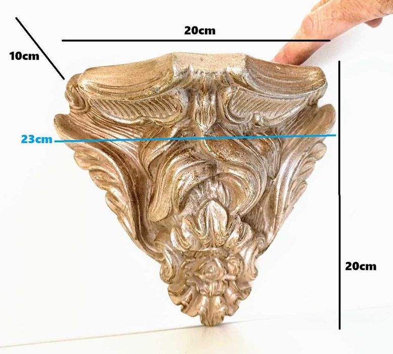 Peanha ou mísula em gesso imitação de madeira com rosa