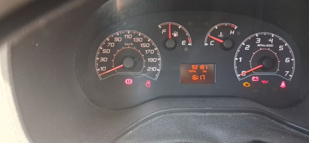 Fiat doblo maxi de 2015 com 92000km