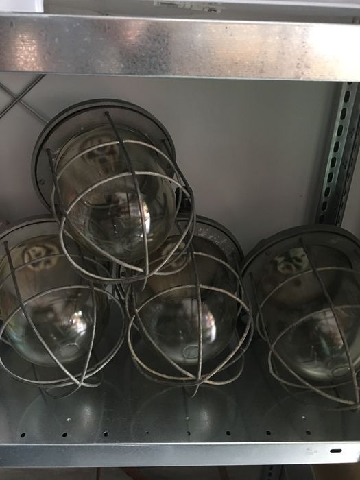 Sprzedam lampę przemysłową PRL