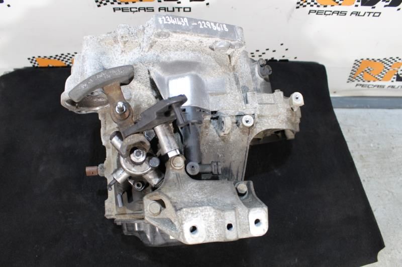 Caixa de velocidades manual SEAT Ibiza V (KJ1)