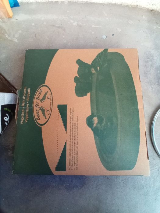 Bebedouro para pássaros