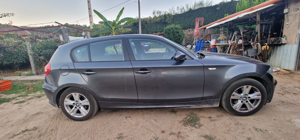 BMW série 1, 116i foto 2