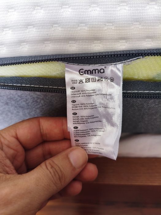 Cama de casal com colchão Emma