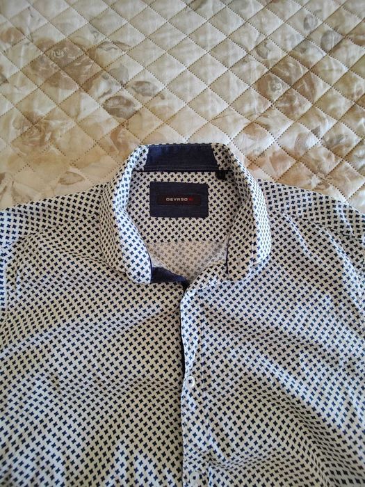 Camisa Devred tam. L em excelente estado.