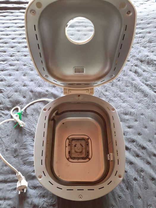 Máquina de Pão Kenwood BM150