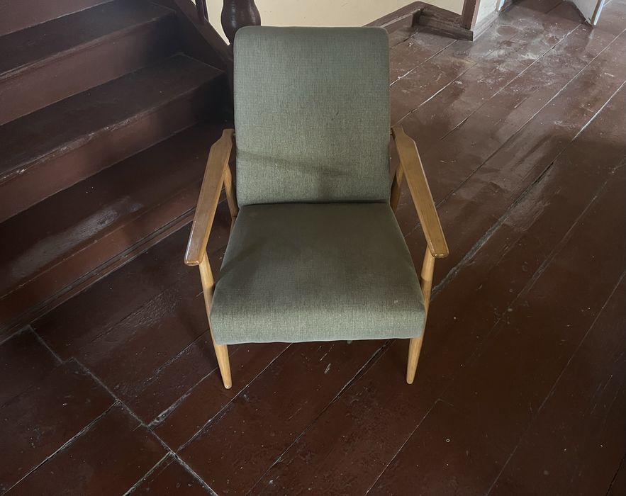 Fotel PRL “Lisek” po renowacji- 4 sztuki