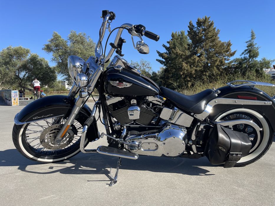 Harley softail deluxe