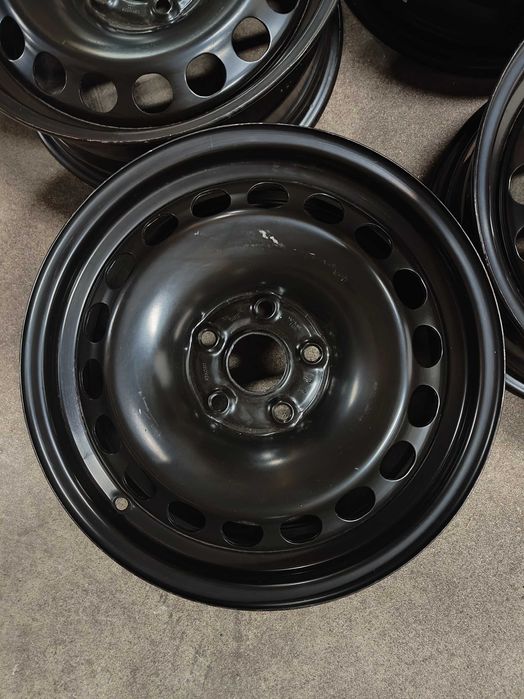 Felgi stalowe Sharan Tiguan Alhambra 6,5Jx16 ET33 5x112 Komplet FS128