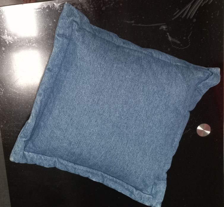 Almofadas em sarja grossa