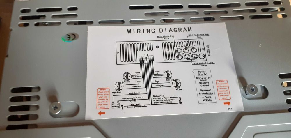 Автомагнитола  4 по 50 ватт.