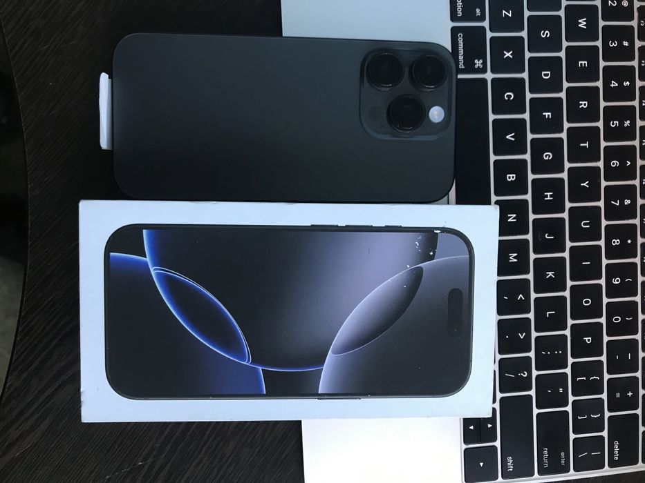 Apple iphone 16 Pro 256Gb Black Titanium New Фізична Сім