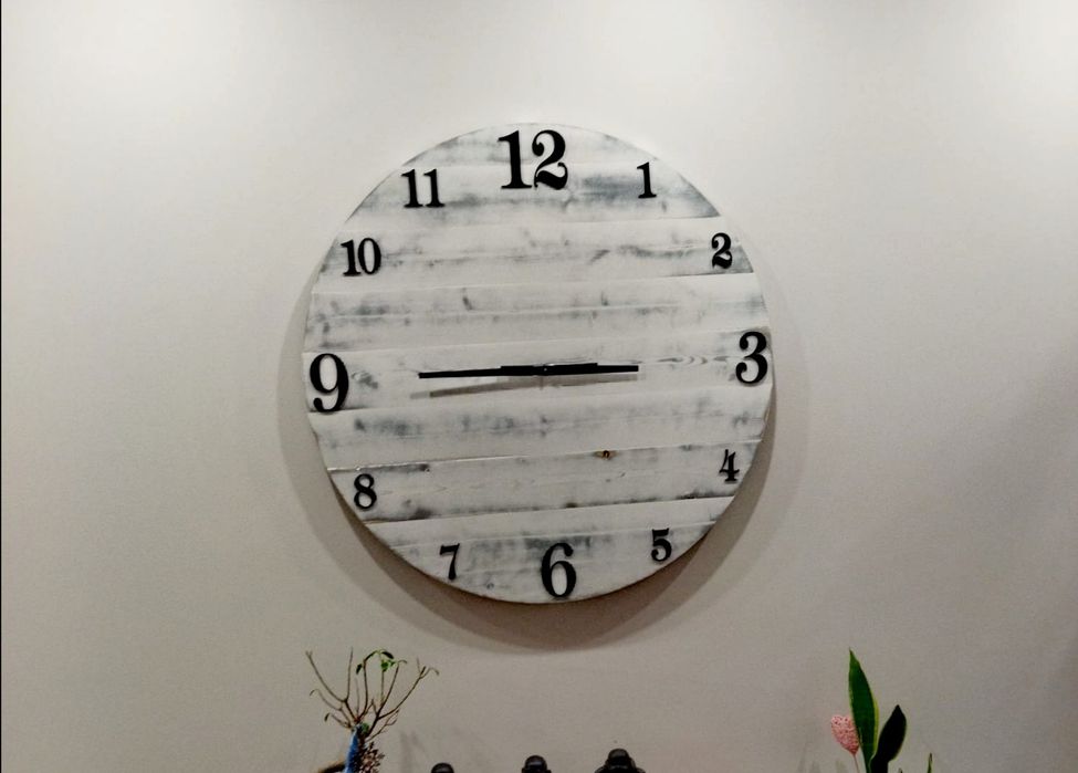 Relógio de parede, diâmetro 80cm.