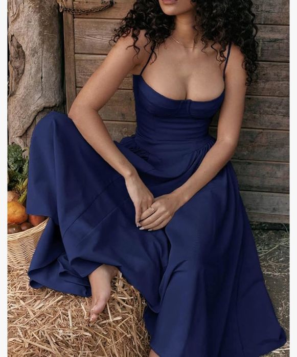 Sukienka gorsetowa rozkloszowana z kieszeniami Ozorków • OLX.pl