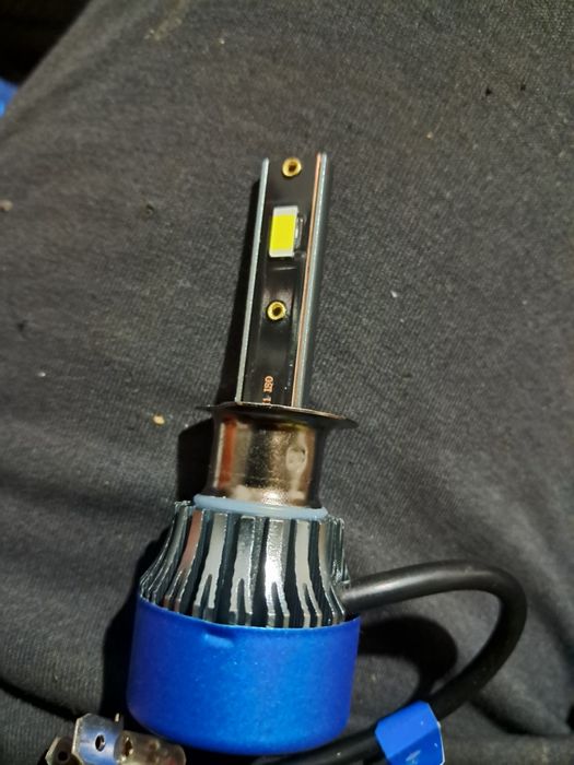 Лед лампочка  H1