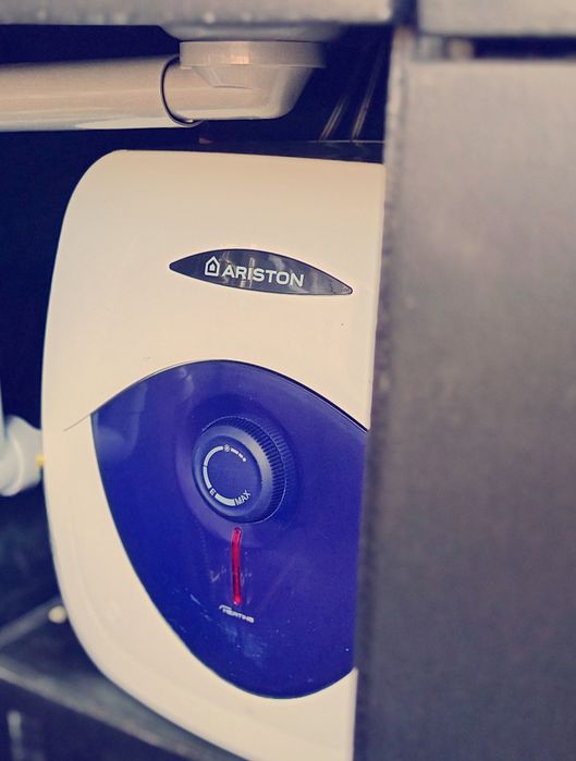 CamperVan artesanal — pronta para a aventura...