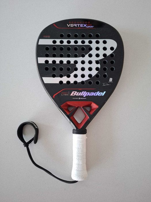 Bullpadel Vertex 04 Comfort