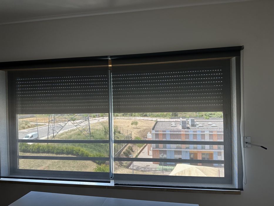 Gray Roller Blinds64564128599554120