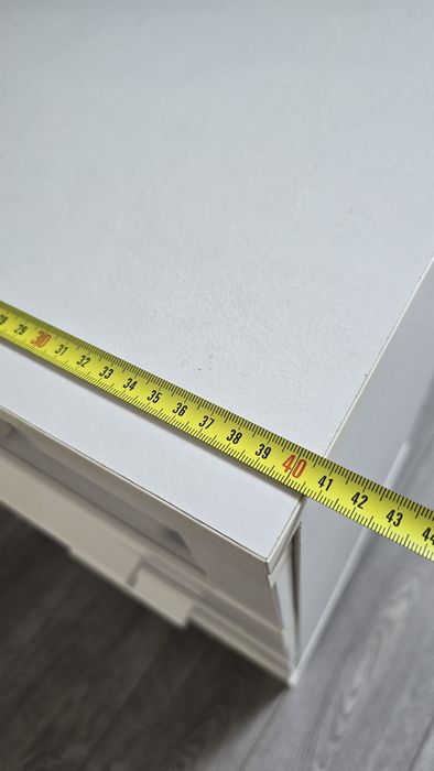 Mesa de cabeceira branca IKEA