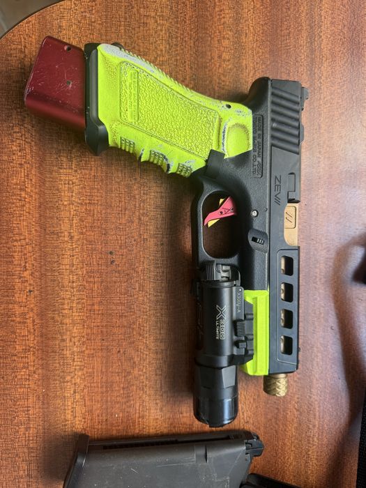 Glock 17 Tokyo Marui (Upgrades+FULL METAL) Airsoft