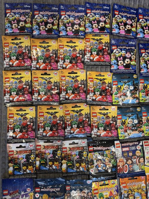 Мініфігурки Лего різних серій !!!