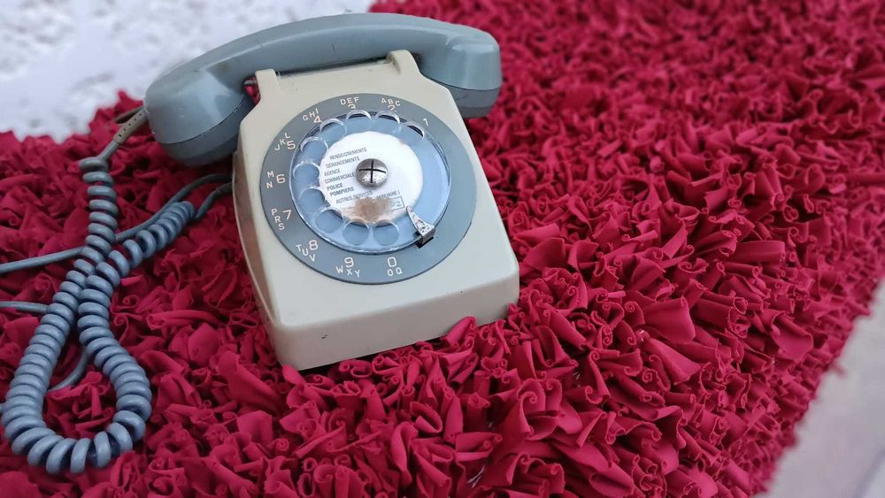 Telefone dos anos 70