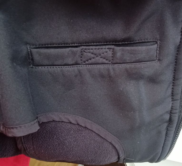 Куртка Lyle&Scott на 12-14 років, 4 кармани, 1 внутрі , 3 з зовні