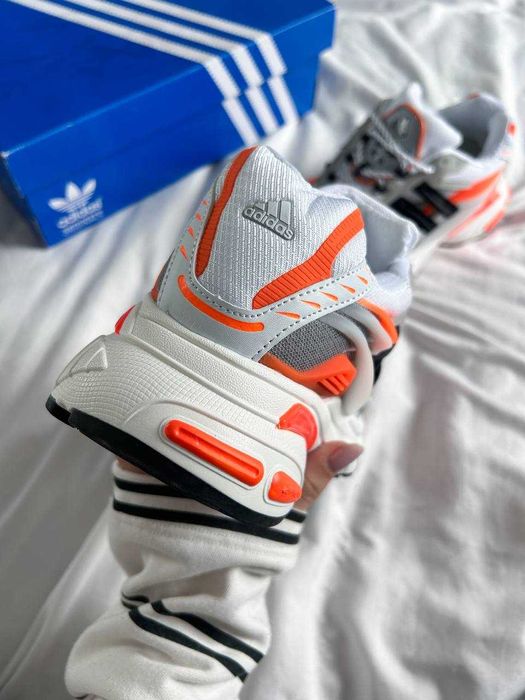 Кросівки Pharrell x Adidas Adistar Jellyfish / JP9261 / кроси Адістар