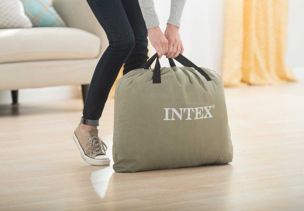 Materac dmuchany jednoosobowy z pompką INTEX 67766