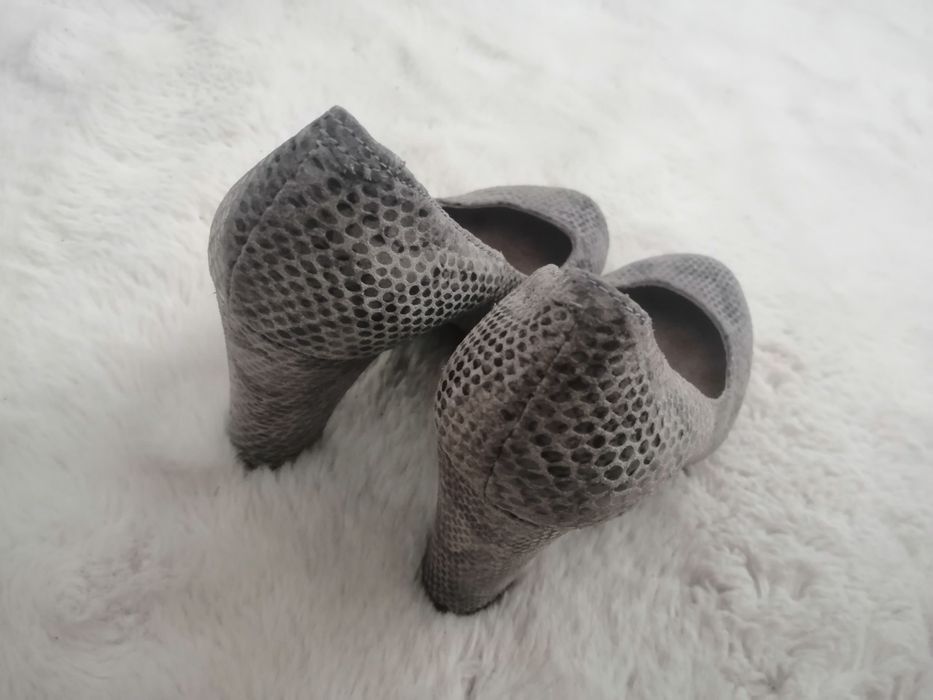 Czółenka wężowe r. 36