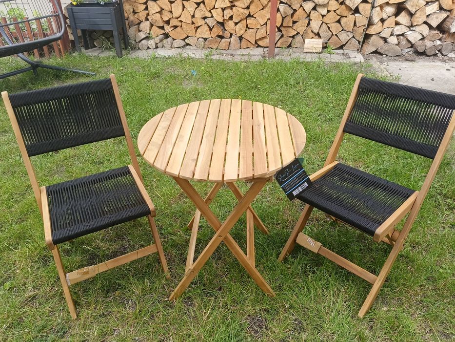 Mały zestaw do ogrodu, taras lub balkon.