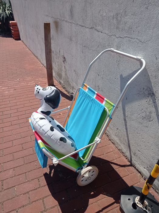Espreguiçadeira de praia com rodas