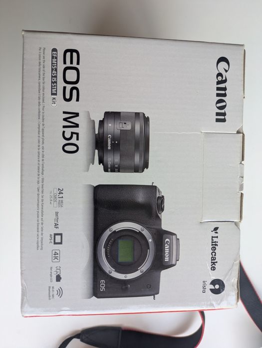 Camera Canon M50