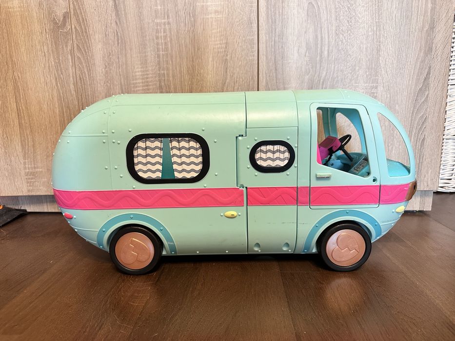 Кемпер Lol Surprise. Фургон Lol