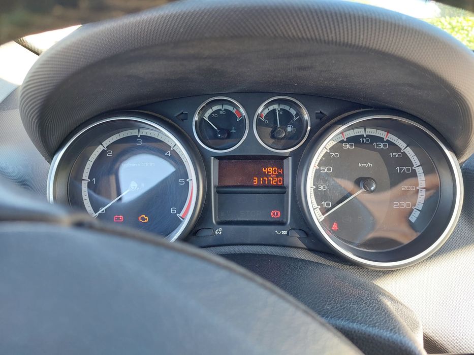 Peugeot 308 — fotografia 6