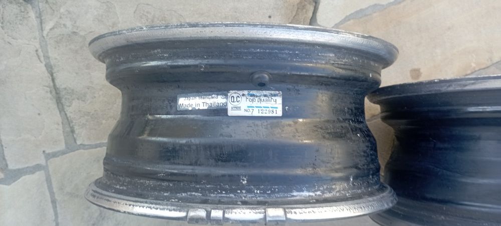 Продам диски литые бу R13 неварение в хорошем состоянии