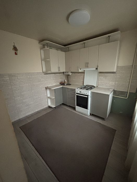 Продается 2-х комнатная квартира, район Юности