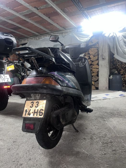 Vendo ou troco scooter Yamaha 50cc