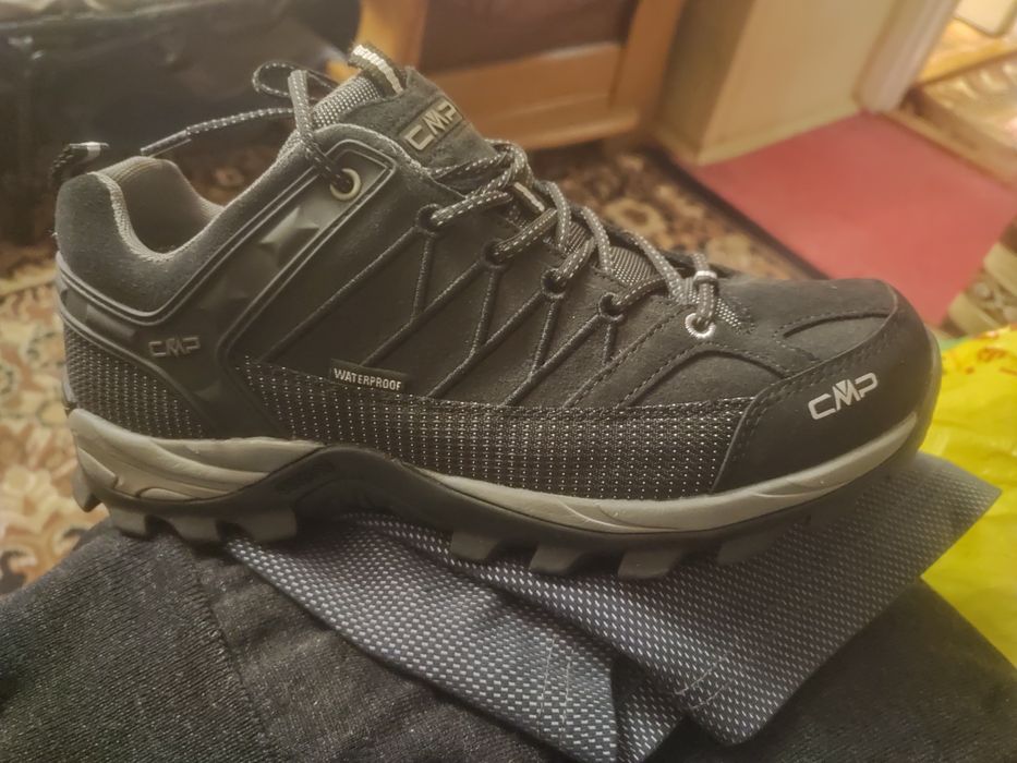 Кросівки СМП шкіряні