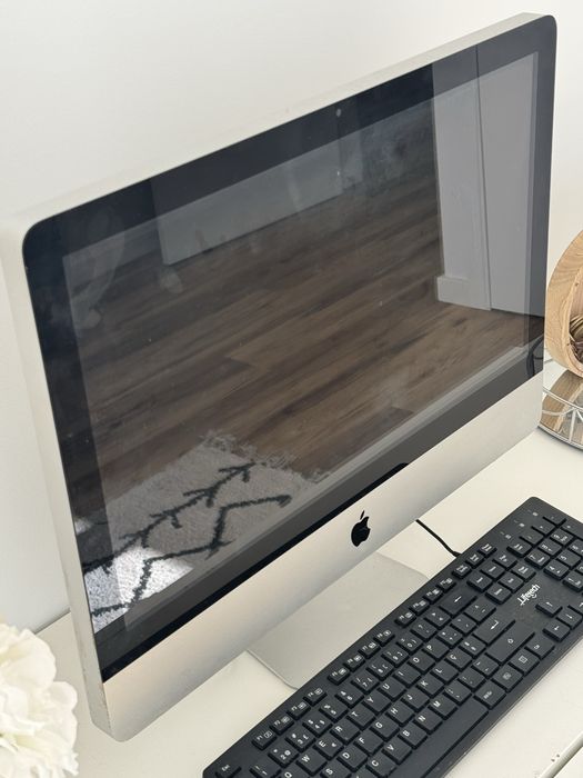 [ €80,00 ] Apple iMac 21,5” | Late 2009 | Intel Core 2 Duo | 4GB RAM | 500GB