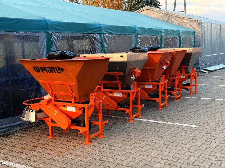 Obsypniki do ciągników na wałek WOM Rozsiewacze komunalne MOTYL