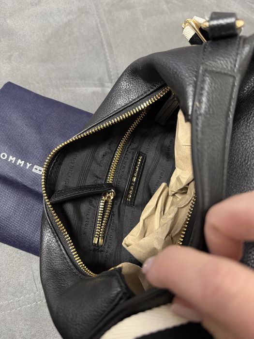 Сумка жіноча чорна Tommy Hilfiger оригінал