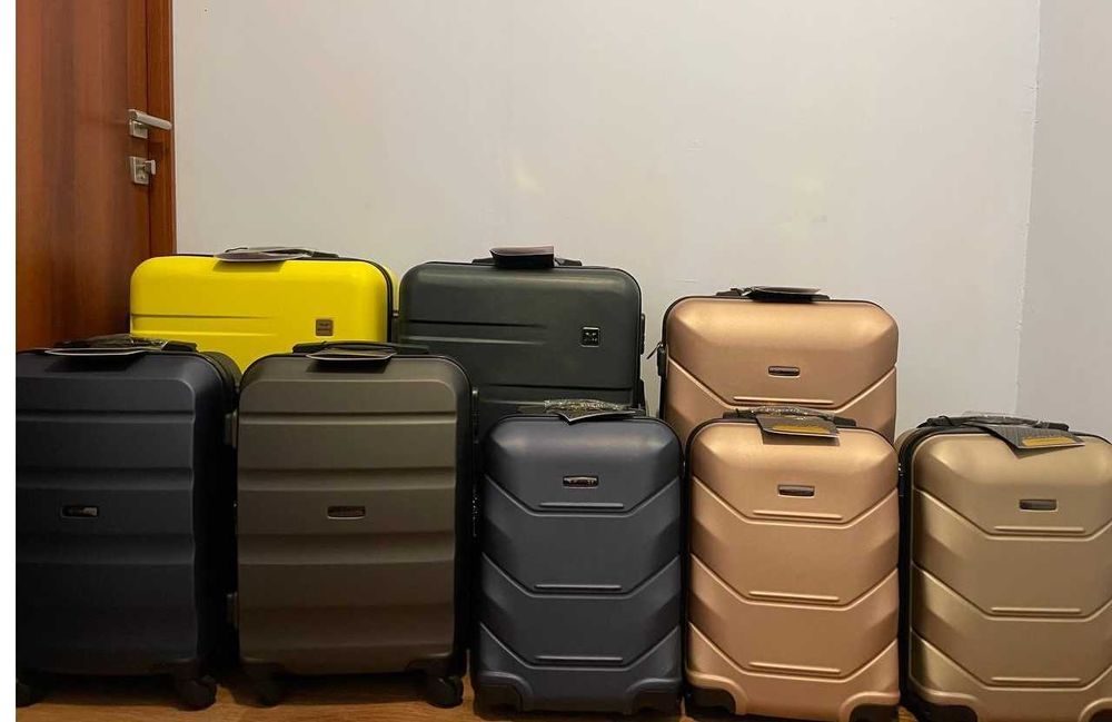 Поліпропілен Сумка Валіза Велика і інш Чемодан купити Wings Вінгс Київ