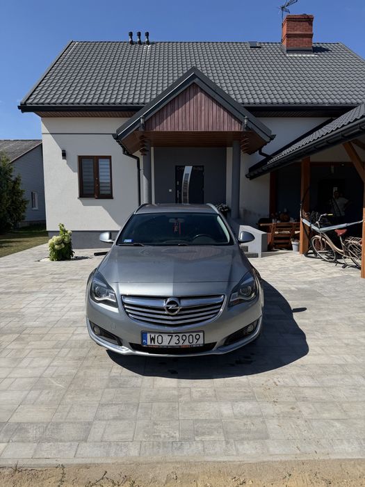 Sprzedam auto osobowe Opel Insignia
