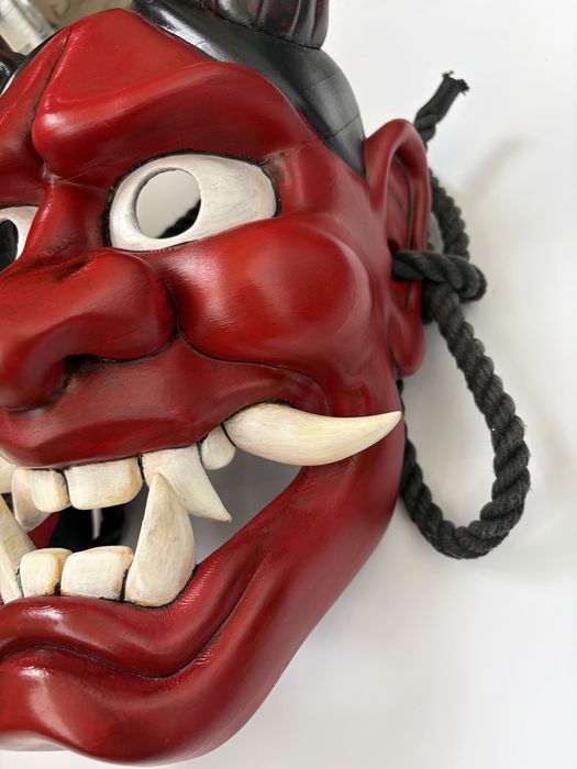 Маска Оні (Oni) ручної роботи, декор