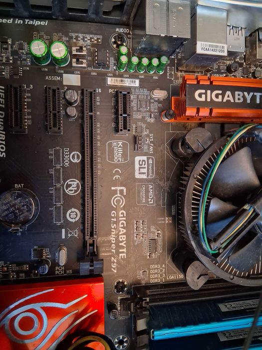 Zestaw Intel i5 3,2GHz Gigabyte G1.Sniper Z97 160Gb 8Gb - sprawny