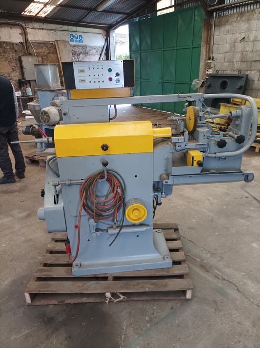 Máquinas para cortiça